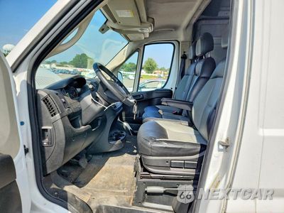 Zdjęcie 7 z 13 samochodu: 2018 RAM PROMASTER 2500 DELIVERY VAN VIN:3C6TRVCG9JE156434 - miniatura