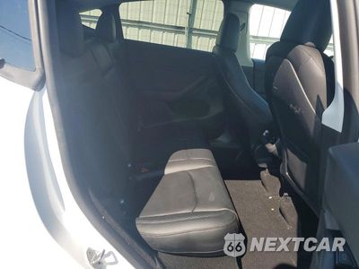 Zdjęcie 11 z 14 samochodu: 2024 TESLA MODEL Y VIN:7SAYGDEE7RA311739 - miniatura