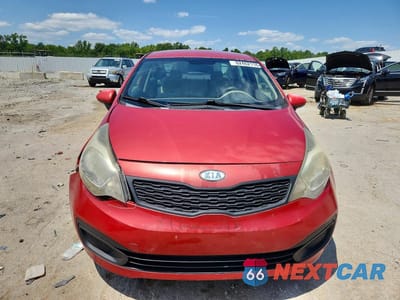 Piąte zdjęcie samochodu w środku: 2013 KIA RIO LX VIN:KNADM4A34D6132961 - miniatura