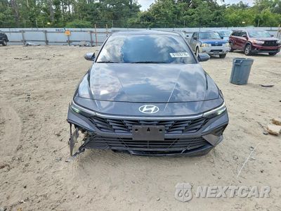 Piąte zdjęcie samochodu w środku: 2025 HYUNDAI ELANTRA SE VIN:KMHLL4DG5SU934245 - miniatura