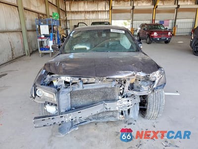 Piąte zdjęcie samochodu w środku: 2018 CHRYSLER 300 S VIN:2C3CCABG6JH261364 - miniatura