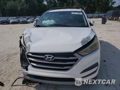 Piąte zdjęcie samochodu w środku: 2017 HYUNDAI TUCSON ECO VIN:KM8J33A21HU576175 - miniatura
