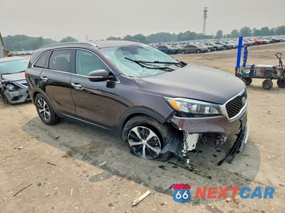 Czwarte zdjęcie samochodu z boku: 2017 KIA SORENTO EX VIN:5XYPHDA5XHG314754 - miniatura