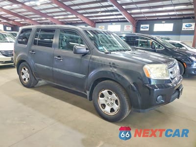 Czwarte zdjęcie samochodu z boku: 2011 HONDA PILOT LX VIN:5FNYF4H25BB014446 - miniatura
