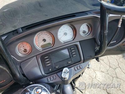 Zdjęcie 7 z 8 samochodu: 2015 HARLEY-DAVIDSON FLHX STREET GLIDE VIN:1HD1KBM14FB614297 - miniatura