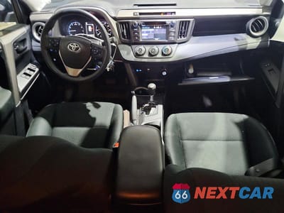 Zdjęcie 8 z 13 samochodu: 2018 TOYOTA RAV4 LE VIN:2T3BFREV3JW849648 - miniatura