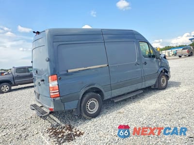 Trzecie zdjęcie samochodu z tyłu: 2018 MERCEDES-BENZ SPRINTER 2500 VIN:WD3PE7CD2JP640804 - miniatura