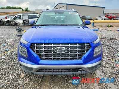 Piąte zdjęcie samochodu w środku: 2025 HYUNDAI VENUE SEL VIN:KMHRC8A38SU406637 - miniatura