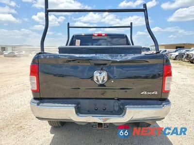 Zdjęcie 6 z 12 samochodu: 2021 RAM 2500 TRADESMAN VIN:3C6UR5CL8MG538495 - miniatura