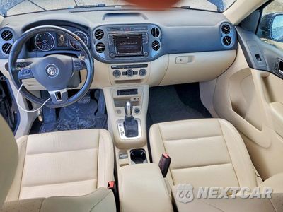 Zdjęcie 8 z 13 samochodu: 2017 VOLKSWAGEN TIGUAN S VIN:WVGBV7AX8HK025545 - miniatura
