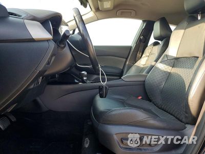 Zdjęcie 7 z 12 samochodu: 2020 TOYOTA C-HR LIMITED VIN:JTNKHMBX5L1089996 - miniatura