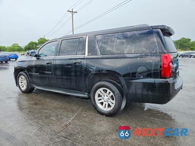 Drugie zdjęcie samochodu z przodu: 2017 CHEVROLET SUBURBAN K1500 LT VIN:1GNSKHKC7HR180830 - miniatura
