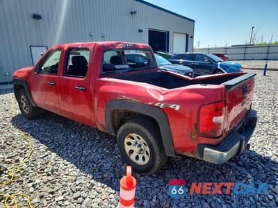Drugie zdjęcie samochodu z przodu: 2011 CHEVROLET SILVERADO K1500 VIN:3GCPKPE35BG220284 - miniatura