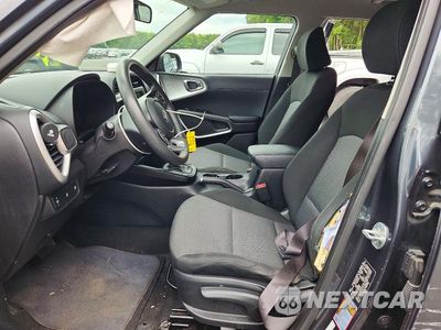 Zdjęcie 7 z 12 samochodu: 2020 KIA SOUL LX VIN:KNDJ23AU5L7058781 - miniatura