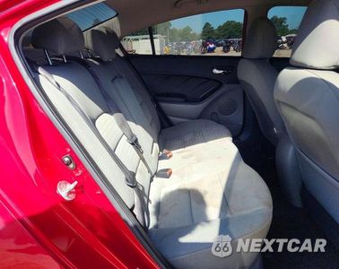 Zdjęcie 10 z 12 samochodu: 2016 KIA FORTE EX VIN:KNAFX4A83G5480112 - miniatura
