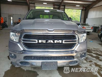 Piąte zdjęcie samochodu w środku: 2020 RAM 1500 BIG HORN/LONE STAR VIN:1C6SRFFT0LN195857 - miniatura
