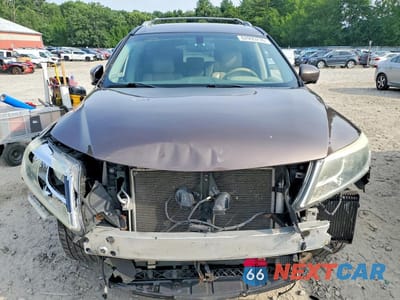Piąte zdjęcie samochodu w środku: 2015 NISSAN PATHFINDER SL VIN:5N1AR2MM1FC666984 - miniatura