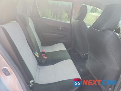 Zdjęcie 11 z 13 samochodu: 2012 TOYOTA YARIS 5-DOOR LE VIN:JTDKTUD37CD521676 - miniatura