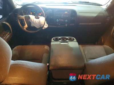 Zdjęcie 8 z 12 samochodu: 2009 CHEVROLET SILVERADO C1500 LT VIN:3GCEC23009G114657 - miniatura
