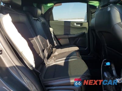 Zdjęcie 10 z 12 samochodu: 2025 FORD ESCAPE ST LINE SELECT VIN:1FMCU9NA2SUA70047 - miniatura
