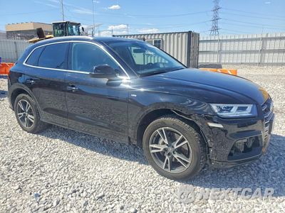 Czwarte zdjęcie samochodu z boku: 2020 AUDI Q5 E PREMIUM PLUS VIN:WA1E2AFY6L2061617 - miniatura