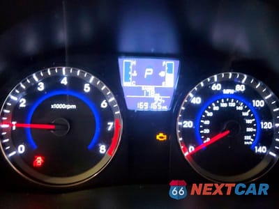 Zdjęcie 9 z 12 samochodu: 2016 HYUNDAI ACCENT SE VIN:KMHCT4AE2GU066277 - miniatura