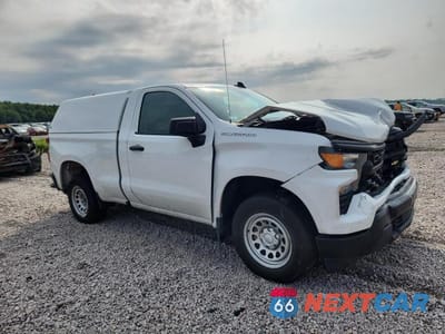 Czwarte zdjęcie samochodu z boku: 2023 CHEVROLET SILVERADO C1500 VIN:3GCNAAEK2PG337505 - miniatura