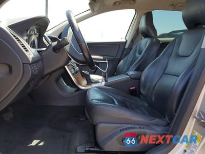 Zdjęcie 7 z 14 samochodu: 2017 VOLVO XC60 T5 INSCRIPTION VIN:YV440MDU0H2215994 - miniatura