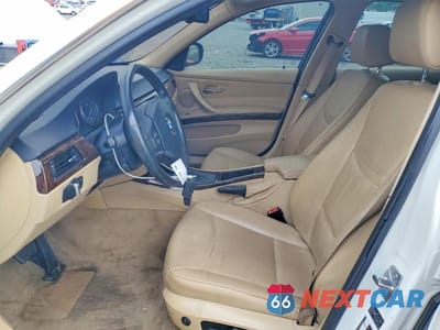Zdjęcie 7 z 12 samochodu: 2011 BMW 335 XI VIN:WBAPL5C57BA917411 - miniatura