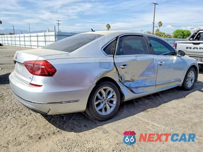Trzecie zdjęcie samochodu z tyłu: 2017 VOLKSWAGEN PASSAT S VIN:1VWAT7A34HC045365 - miniatura