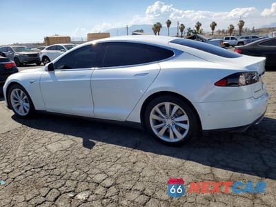 Drugie zdjęcie samochodu z przodu: 2015 TESLA MODEL S VIN:5YJSA1E2XFF103720 - miniatura