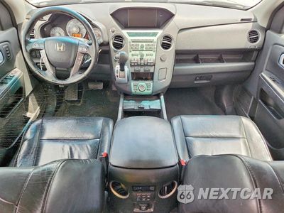 Zdjęcie 8 z 13 samochodu: 2010 HONDA PILOT TOURING VIN:5FNYF4H93AB024386 - miniatura