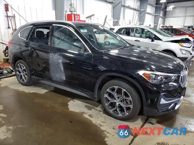 Czwarte zdjęcie samochodu z boku: 2021 BMW X1 XDRIVE28I VIN:WBXJG9C08M5S87955 - miniatura