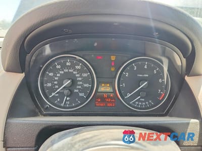 Zdjęcie 9 z 12 samochodu: 2014 BMW X1 XDRIVE28I VIN:WBAVL1C55EVY18180 - miniatura