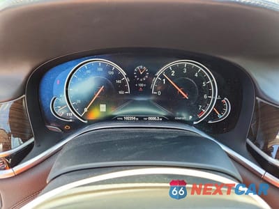 Zdjęcie 9 z 12 samochodu: 2016 BMW 750 XI VIN:WBA7F2C57GG419252 - miniatura