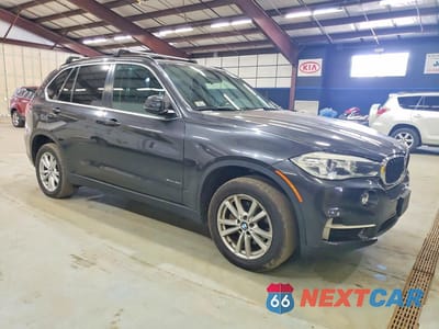 Czwarte zdjęcie samochodu z boku: 2015 BMW X5 XDRIVE35I VIN:5UXKR0C51F0P13499 - miniatura