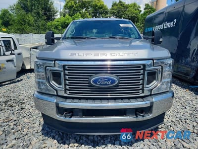 Piąte zdjęcie samochodu w środku: 2022 FORD F350 SUPER DUTY VIN:1FT8W3DT6NEF29955 - miniatura