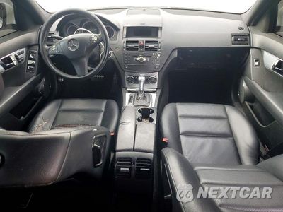 Zdjęcie 8 z 13 samochodu: 2009 MERCEDES-BENZ C 300 4MATIC VIN:WDDGF81X29R060819 - miniatura