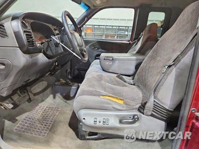 Zdjęcie 7 z 13 samochodu: 2001 DODGE RAM 2500 VIN:1B7KF236X1J553057 - miniatura