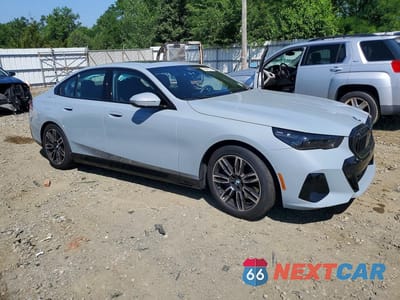 Czwarte zdjęcie samochodu z boku: 2025 BMW 540 XI VIN:WBA63FJ0XSCU07759 - miniatura