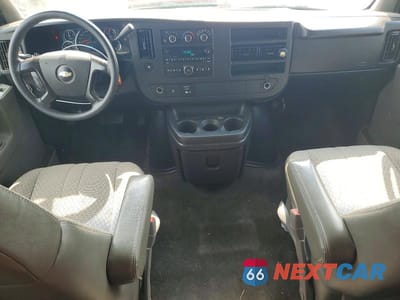 Zdjęcie 8 z 13 samochodu: 2008 CHEVROLET EXPRESS G3500 VIN:1GAHG39K781233151 - miniatura