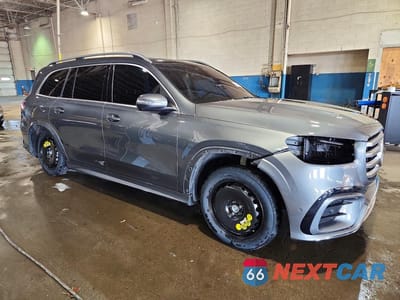 Czwarte zdjęcie samochodu z boku: 2026 MERCEDES-BENZ GLS 450 4MATIC VIN:4JGFF5KE1TB634033 - miniatura