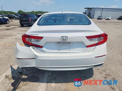 Zdjęcie 6 z 12 samochodu: 2018 HONDA ACCORD LX VIN:1HGCV1F11JA046647 - miniatura