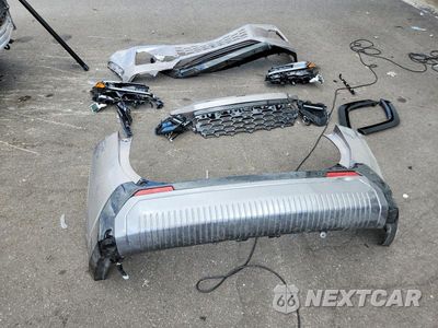 Zdjęcie 13 z 14 samochodu: 2026 TOYOTA RAV4 XSE VIN:JTM6CRAV3TD000345 - miniatura