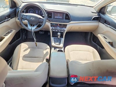 Zdjęcie 8 z 12 samochodu: 2020 HYUNDAI ELANTRA SE VIN:5NPD74LF5LH563458 - miniatura