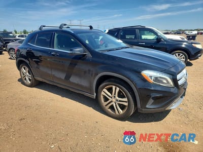 Czwarte zdjęcie samochodu z boku: 2015 MERCEDES-BENZ GLA 250 4MATIC VIN:WDCTG4GB1FJ082180 - miniatura