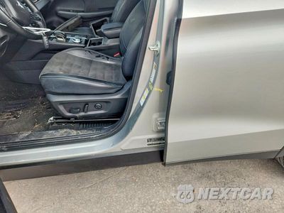 Zdjęcie 13 z 14 samochodu: 2024 MITSUBISHI OUTLANDER SE VIN:JA4J3VA89RZ067065 - miniatura