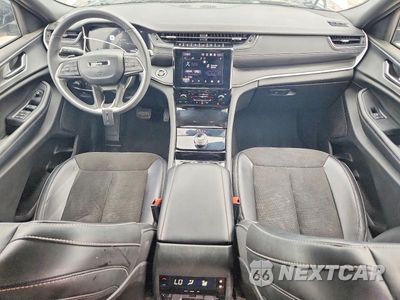 Zdjęcie 8 z 13 samochodu: 2023 JEEP GRAND CHEROKEE L LAREDO VIN:1C4RJKAGXP8816026 - miniatura