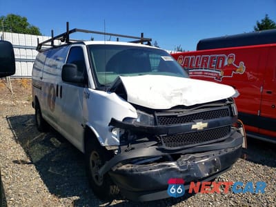Czwarte zdjęcie samochodu z boku: 2021 CHEVROLET EXPRESS 3500 VIN:1GCZGGFP6M1159511 - miniatura