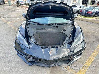 Zdjęcie 8 z 10 samochodu: 2023 CHEVROLET CORVETTE STINGRAY 1LT VIN:1G1YA2D40P5106799 - miniatura